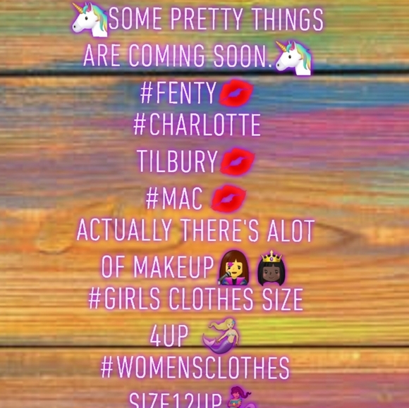 Meet your Posher, Sarina - Picture 2 of 2